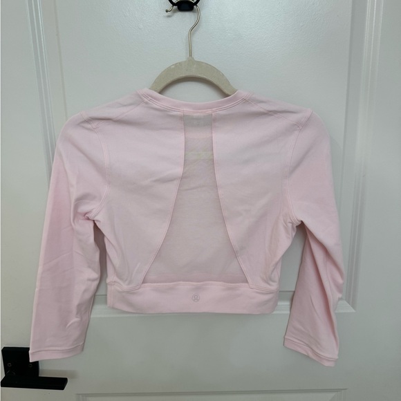 Lululemon Pink 3/4 Sleeve Cropped Shirt - Picture 3 of 4